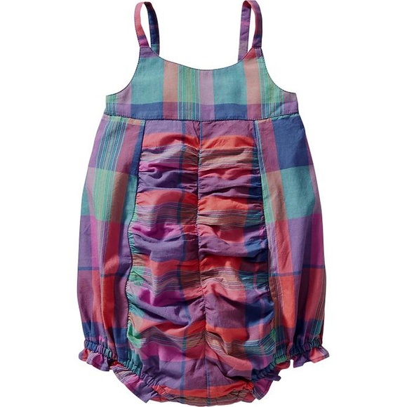 Old Navy Other - Old Navy plaid pucker front romper one piece NWT